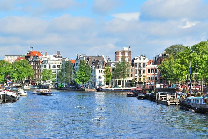 Discover Amsterdam: Luxury Canal Cruise with a Local Skipper - Five things worth knowing before you book