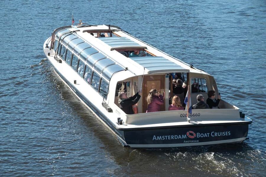 Discover Amsterdam: Luxury Canal Cruise with a Local Skipper - Central Amsterdam and the return along the IJ