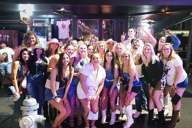 Downtown Austin VIP Bar & Club Crawl - Moving into Austin’s 6th Street party zone