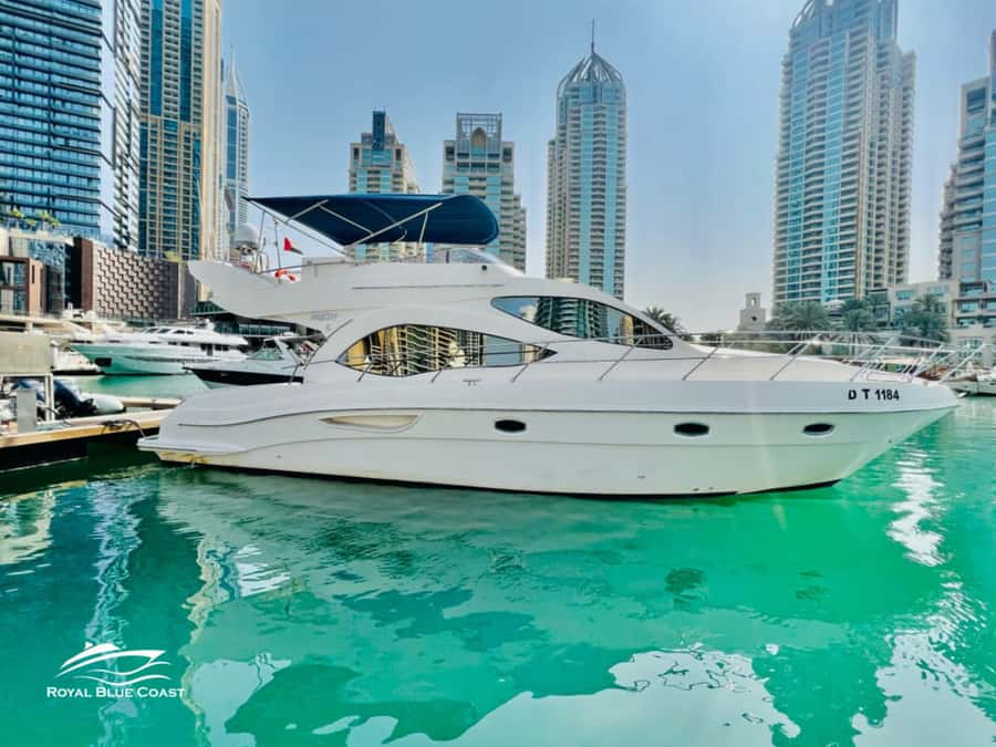 Dubai: Atlantis and Burj Al Arab Cruise on Luxury Yacht - Choosing the right time of day