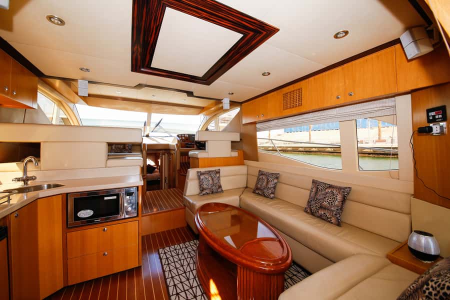Dubai: Atlantis and Burj Al Arab Cruise on Luxury Yacht - Is $365 good value for a private yacht?