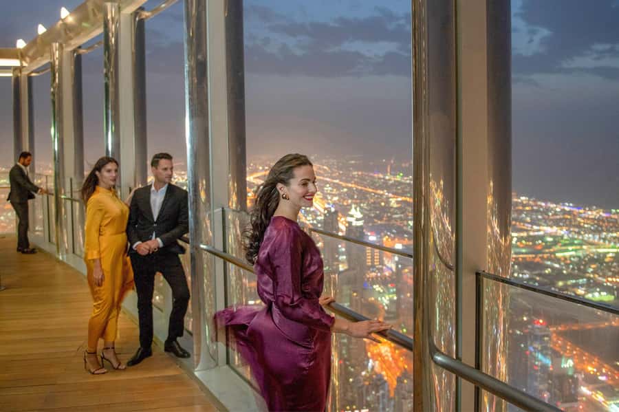 Dubai: Burj Khalifa VIP Experience Level 152 Lounge Access - Level 154 and The Lounge experience
