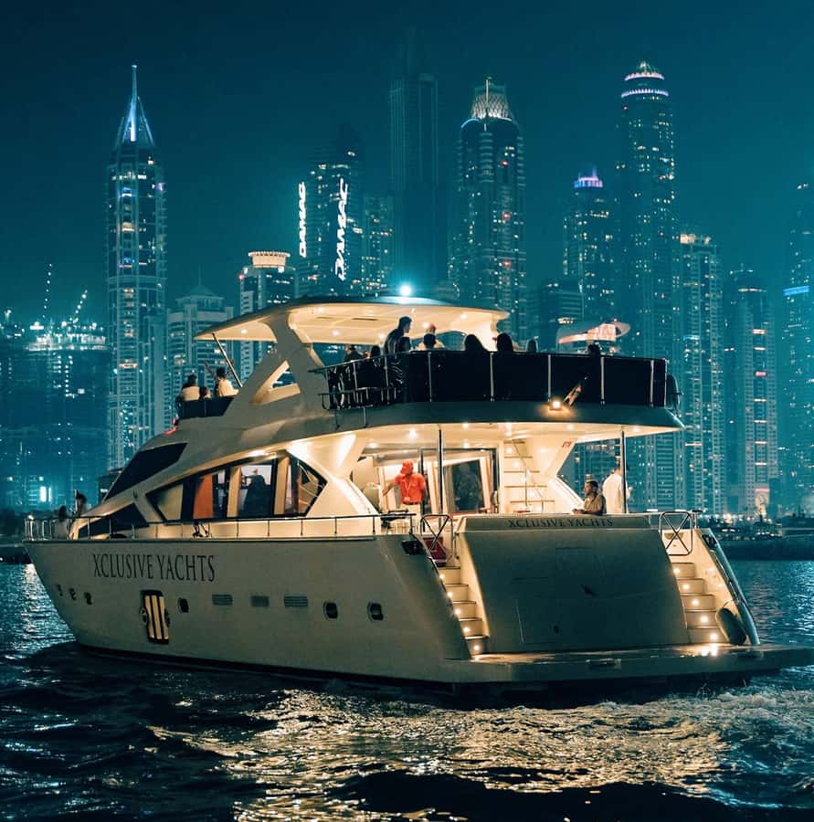 Dubai Harbor: Luxury Yacht Tour with BBQ Options - Quick points before you book