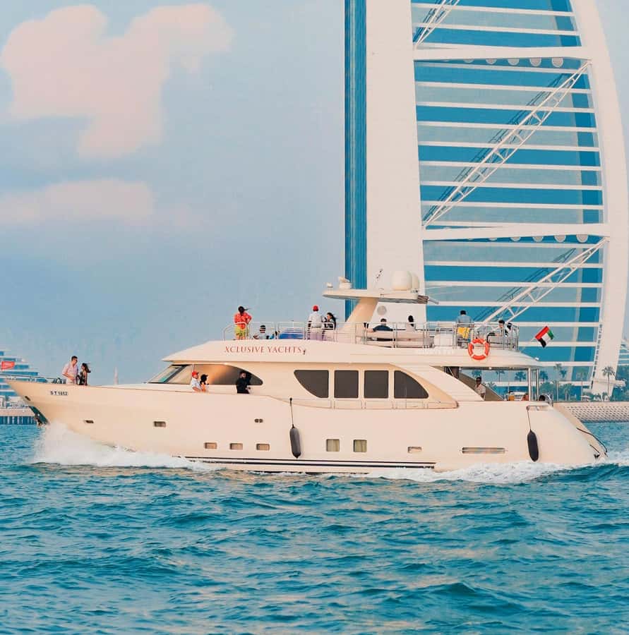 Dubai Harbor: Luxury Yacht Tour with BBQ Options - Timing, comfort, and practical rules