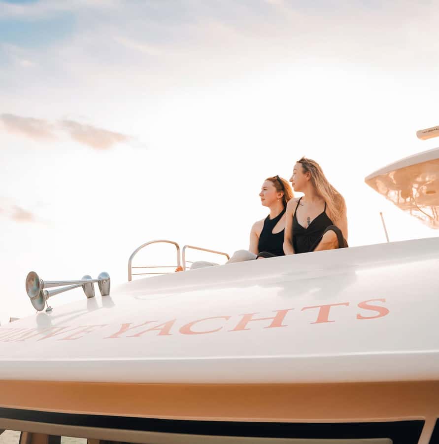Dubai Harbor: Luxury Yacht Tour with BBQ Options - Should you book the Dubai Harbour yacht tour?