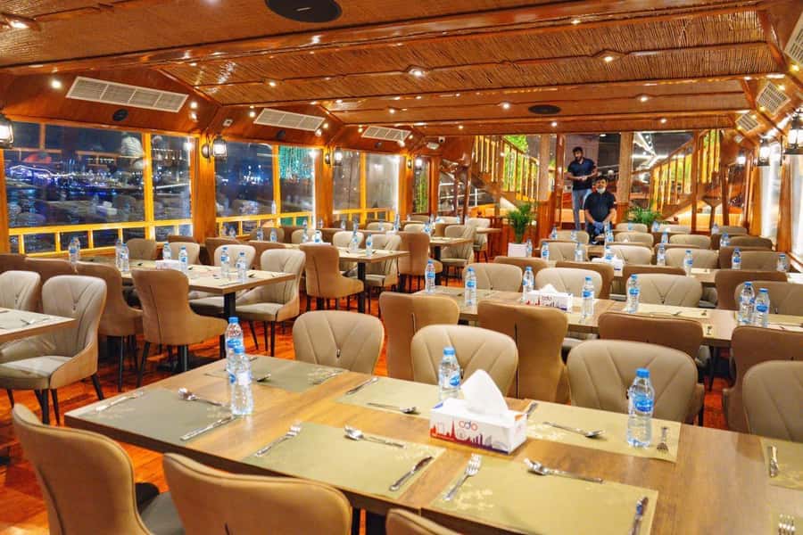 Dubai: Luxury Dinner Cruise with Live Music - A short dhow ride with a big-city backdrop