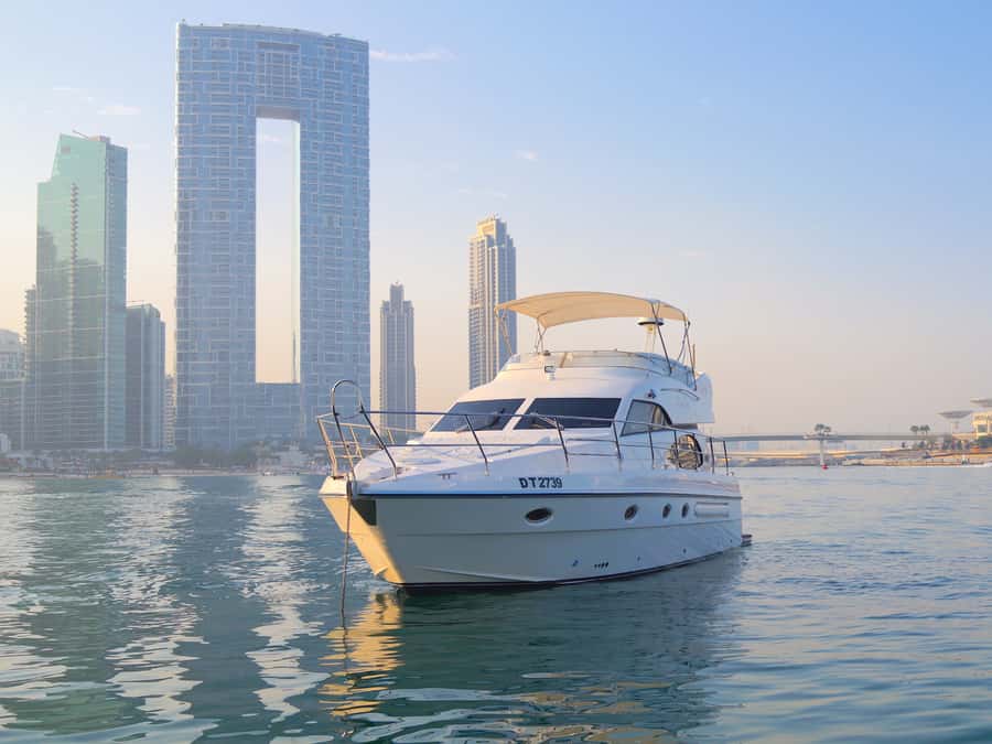 Dubai: Luxury Private 50 FT Yacht Cruise + Optional Sushi - The optional sushi dinner
