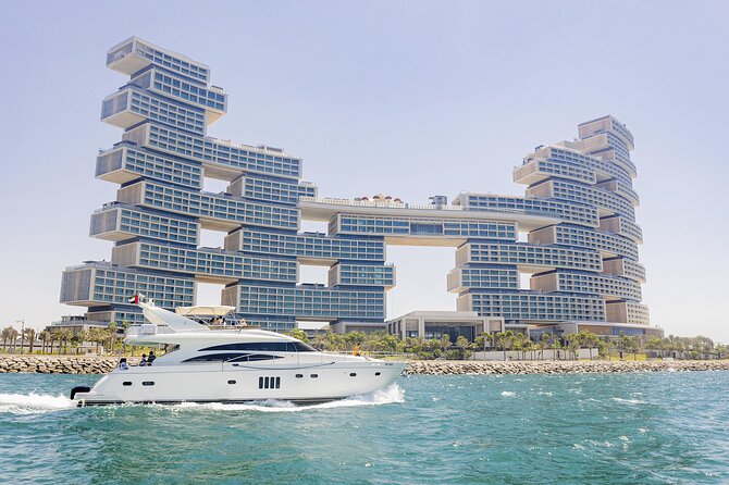 Dubai Luxury Yacht Tour with Live BBQ & Drinks - Choosing between the one, two, and three-hour routes