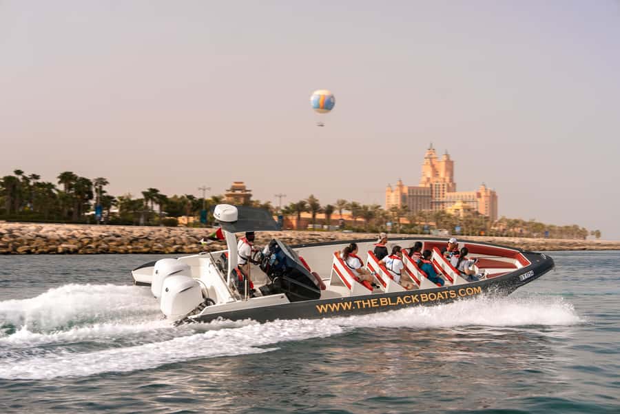 Dubai Marina: 1-Hour Luxury Sightseeing Speedboat Tour - Skydive Dubai and the open-water run
