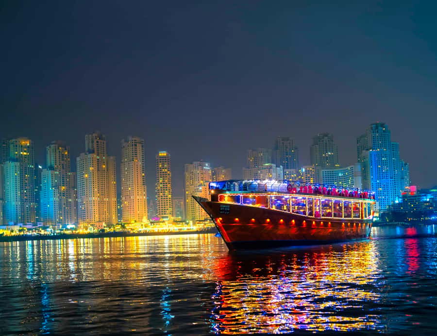Dubai: Marina Luxury Dhow Dinner Cruise - Reaching Dubai Marina by hotel transfer