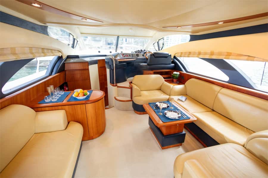 Dubai: Private Luxury Yacht Cruise for up to 20 People - Comfort, Service, and What the Ratings Suggest