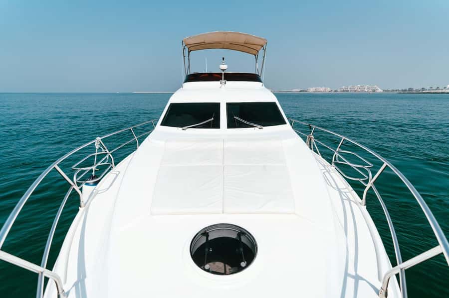 Dubai: Private Luxury Yacht Tour on a 50-Foot Yacht - A private boat with room to set your own pace