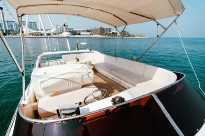 Private Luxury Yacht Tour on a 50-Foot Yacht