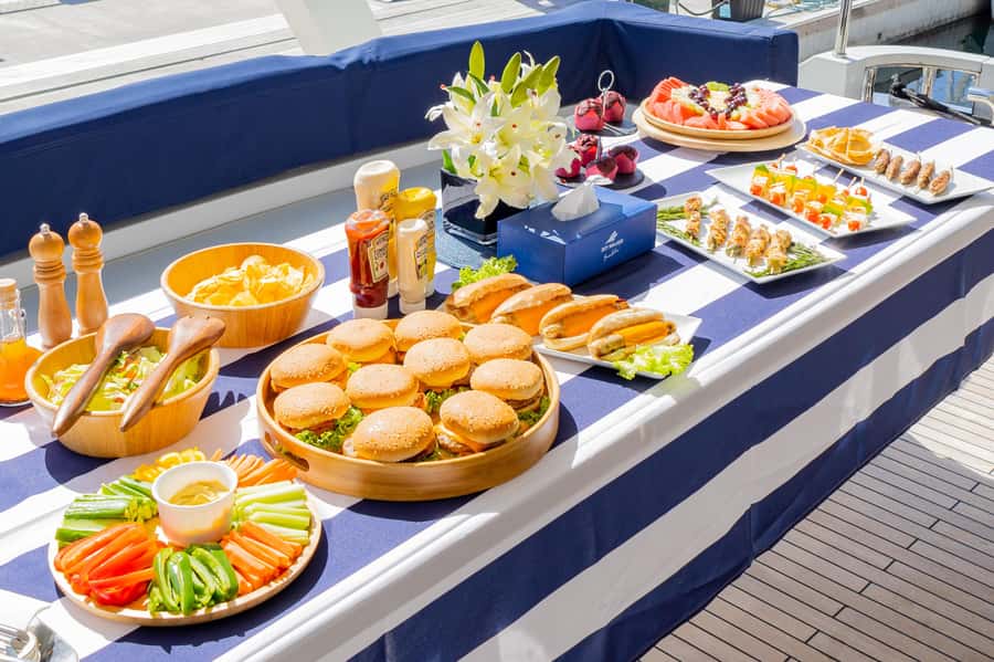 Dubai: The Luxury Yacht Tour with Live BBQ Option - Is $19 Good Value?