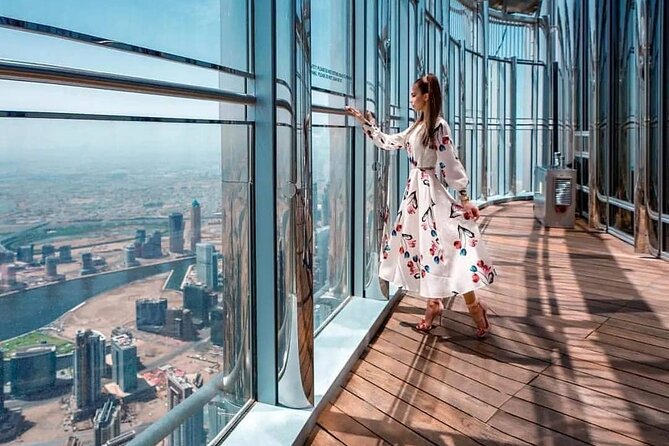 Dubai VIP Sunset Tour With B.Khalifa & Armani Dinner - Dubai Mall, with two hours for a very large stop