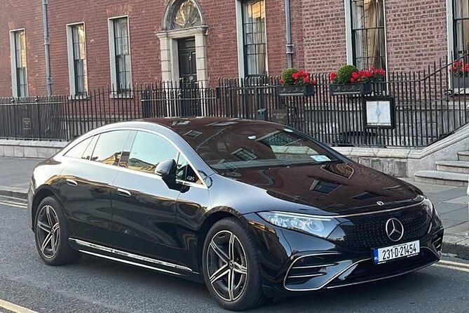 Dublin Airport Transfers: Luxury Transfer To/From DUB Per Vehicle - A calm start at Dublin Airport