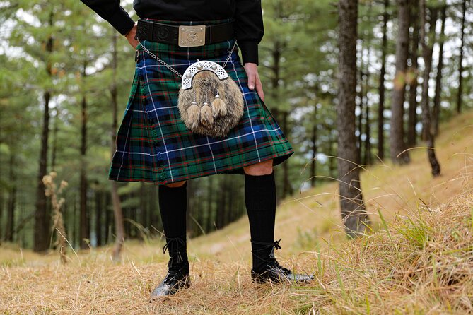 Edinburgh: Loch Ness & Highlands Privately Guided Luxury Day Tour - What the guide adds to the day