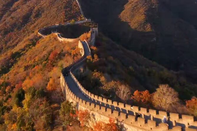 Exclusive Mutianyu Great Wall Tour: VIP Pass & Customized Options - Entering Mutianyu with a guide beside you