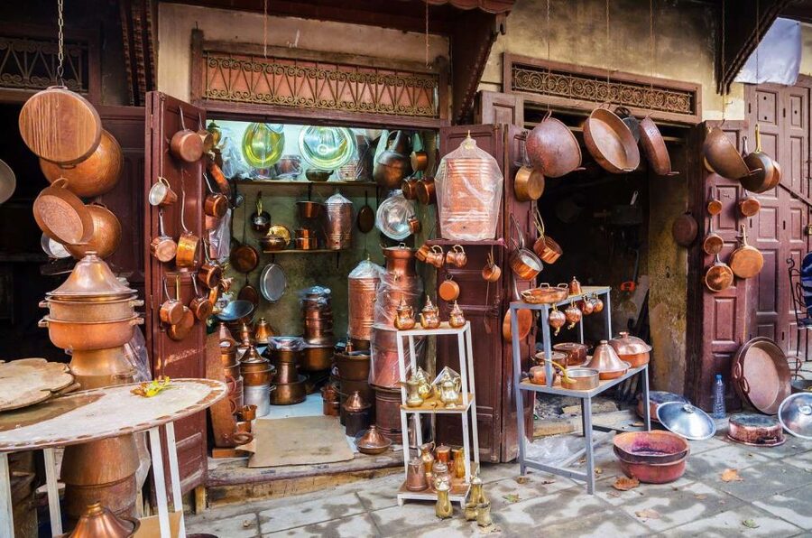 Fes Private Guided Tour With Luxury Car - Walking the Medina and choosing one madrasa