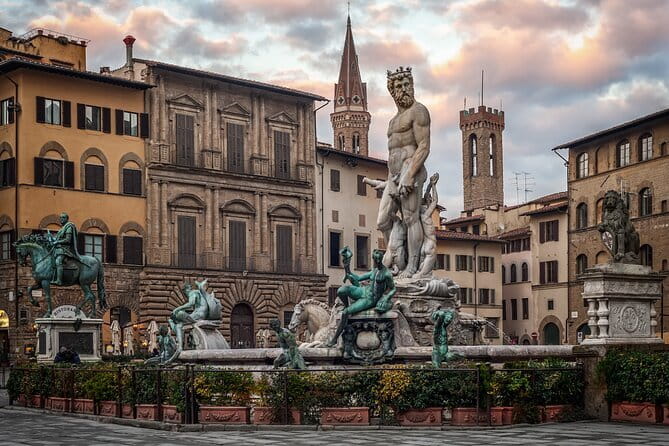 Florence: Luxury Duomo Cathedral Private Walking Tour - How the guides shape the experience