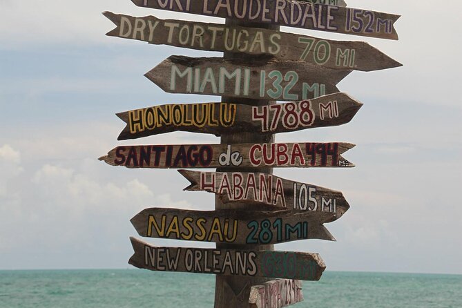 Fort Lauderdale/Hollywood: Key West Full-Day Tour in Luxury Coach Bus - The early morning meeting point