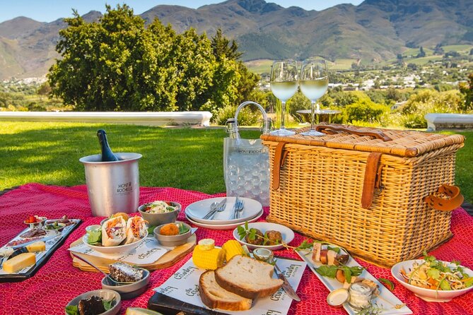 Franschhoek Winelands Luxury EBike Tour - A small group changes the feel of the day
