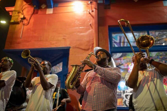 Frenchmen Street VIP Live Music Pub Crawl in New Orleans - Frenchmen Art Bazaar and the Glitter Bar