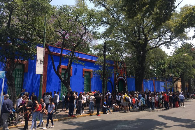 Frida Kahlo VIP [Museum Tickets Included] Bike, Markets & Churros - Who should book this Coyoacan experience?