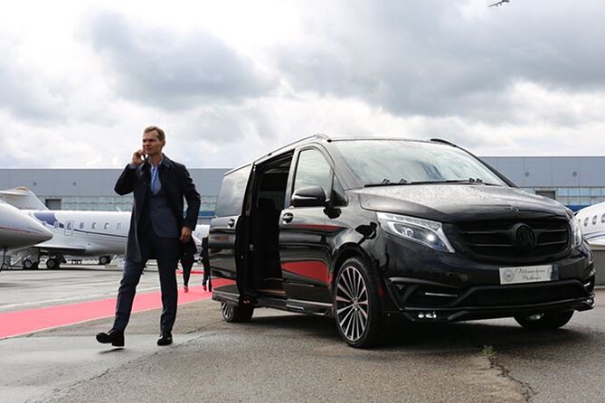 From Antalya Airport to Antalya Hotels VIP Transfer - No sightseeing route is promised