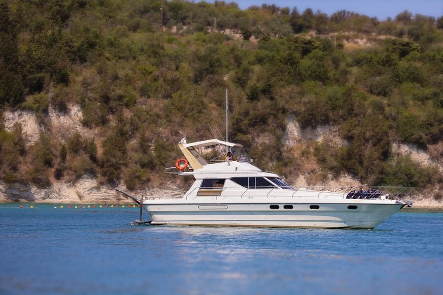 From Corfu: Luxury Yacht Cruise to Paxos and Antipaxos - Two hours in Gaios, Paxos