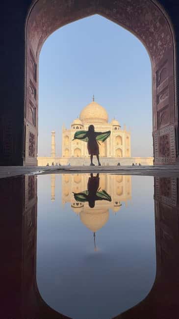 From Delhi Exclusive Taj Mahal Private Tour with Luxury Car - Entering the Taj Mahal with a guide