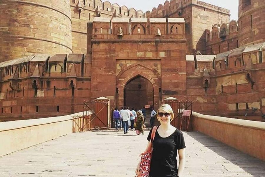 From Delhi Exclusive Taj Mahal Private Tour with Luxury Car - Agra Fort and the story behind the marble