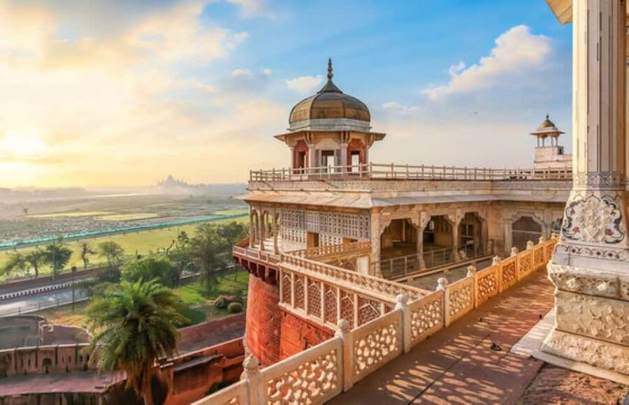 From Delhi Exclusive Taj Mahal Private Tour with Luxury Car - Who will get the most from this tour