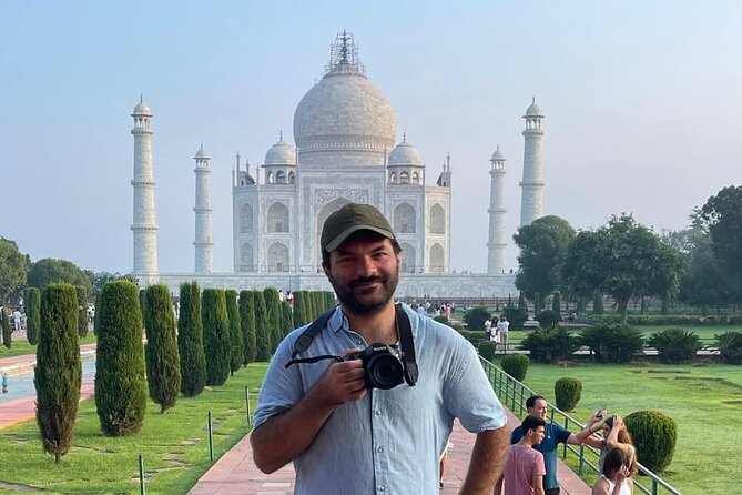 From Delhi: Luxury Group tour of Agra by Car- TOP RATED TOUR - How personal is the service?