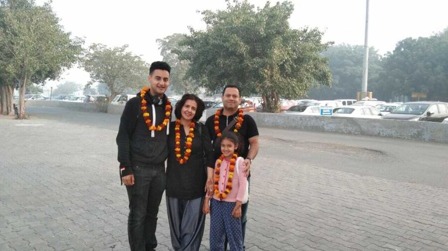 From Delhi: Private 2-Day Golden Triangle Luxury Tour - Sunrise at the Taj Mahal