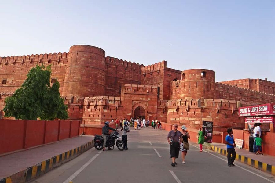 From Delhi: Private 2-Day Golden Triangle Luxury Tour - Your Jaipur hotel and room arrangement
