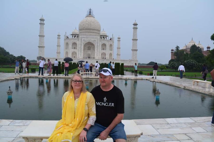 From Delhi: Private 4-Day Golden Triangle Luxury Tour - The car, driver, and guide arrangement