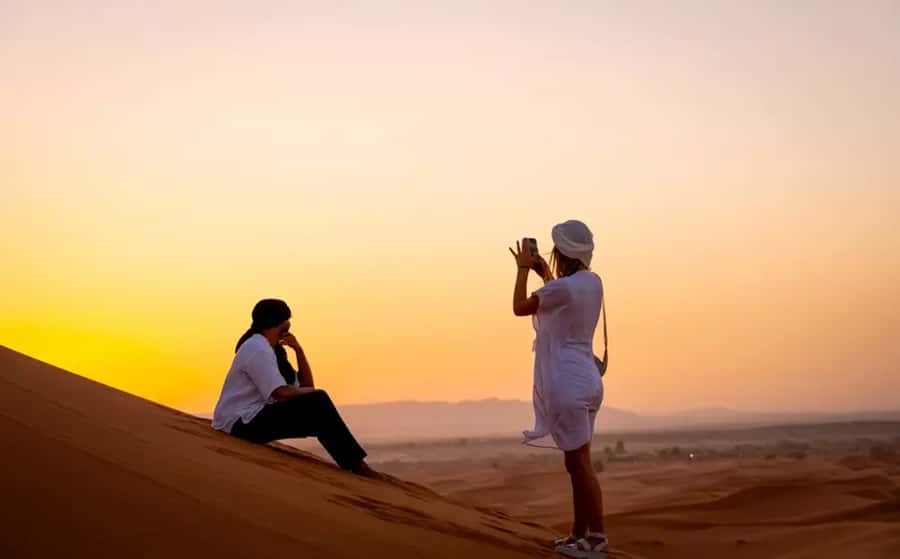 From Fes: 3-Day Luxury Desert Tour to Marrakech via Merzouga - The Merzouga camp: sunset, dinner, drums, and stars