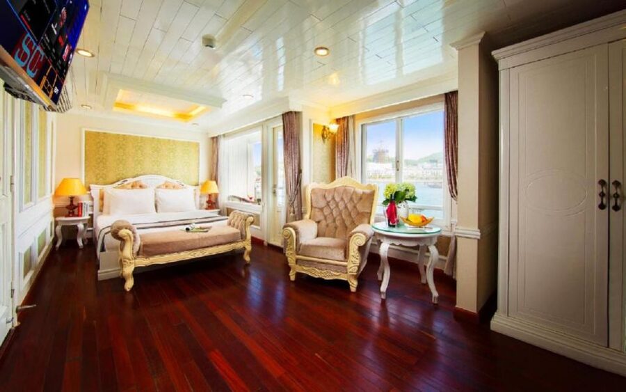 From Hanoi: 2-Day Bai Tu Long Bay Luxury Cruise with Jacuzzi - Should you book the Bai Tu Long Bay cruise?