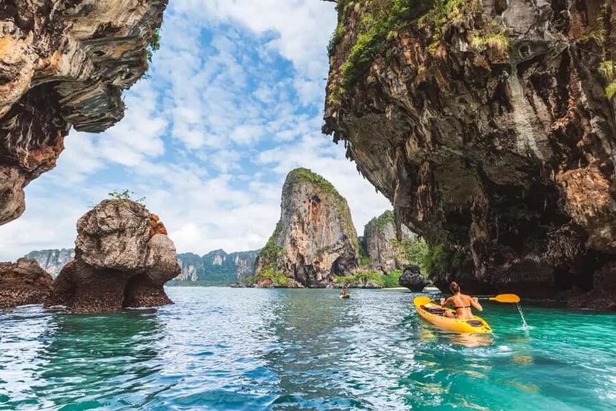 From Hanoi: Ha Long Bay 1 Day Tour With A Luxury Cruise - What $42 buys you
