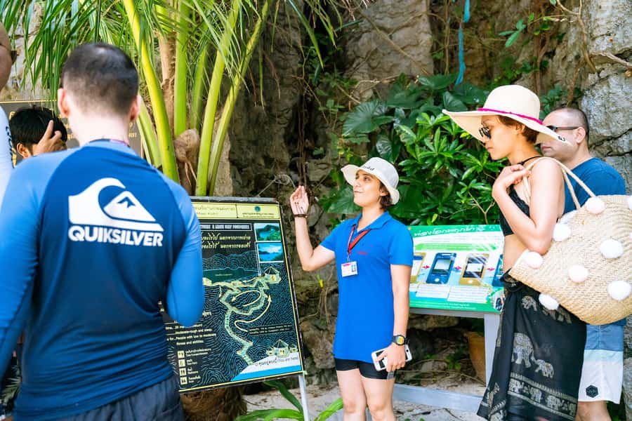 From Koh Samui: Ang Thong Marine Park VIP Small-Group Tour - Hotel pickup and the ride to the pier