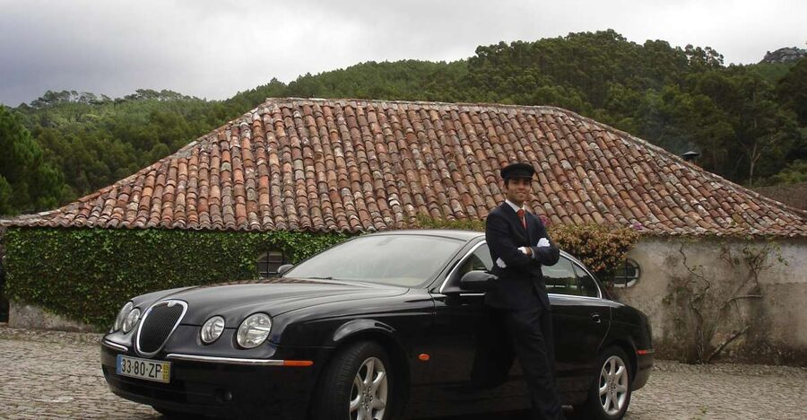 From Lisbon: Full-Day Sintra Tour by Luxury Car or Minivan - Key points to know before booking