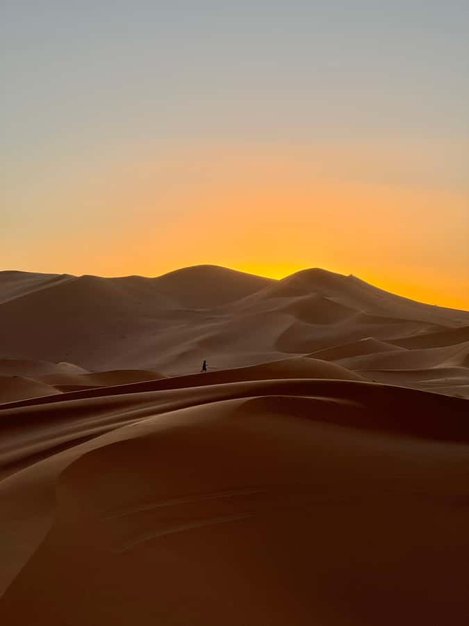 From Marrakech: Merzouga 4 Day Luxury Tour w/ Optional Quad - Day One: Across the High Atlas to Ait Ben Haddou