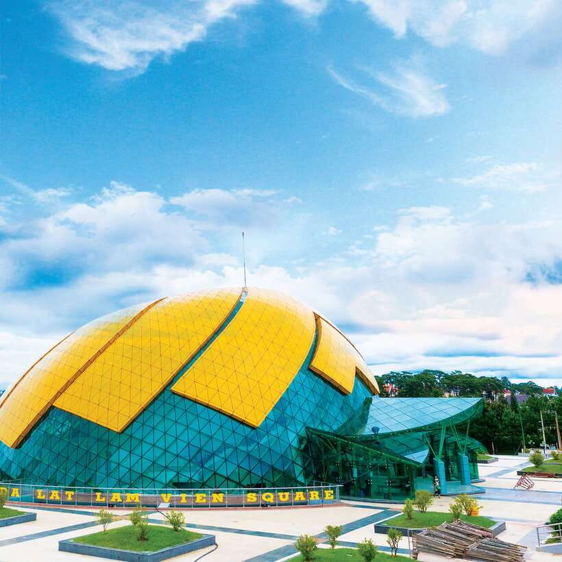 From Nha Trang: Best Seller Top Site Luxury Da Lat City Trip - Crazy House, Da Lat’s most playful stop