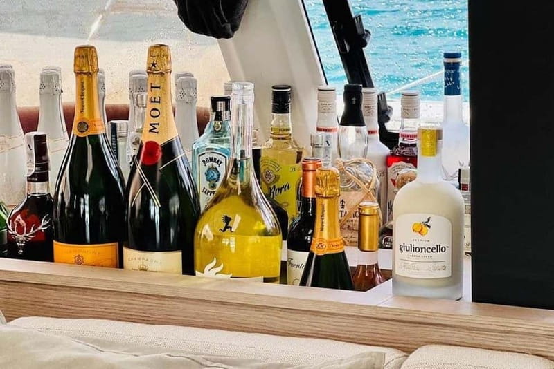 From Palma: Luxury Catamaran Group Tour with Tapas & Drinks - What the catamaran feels like on board