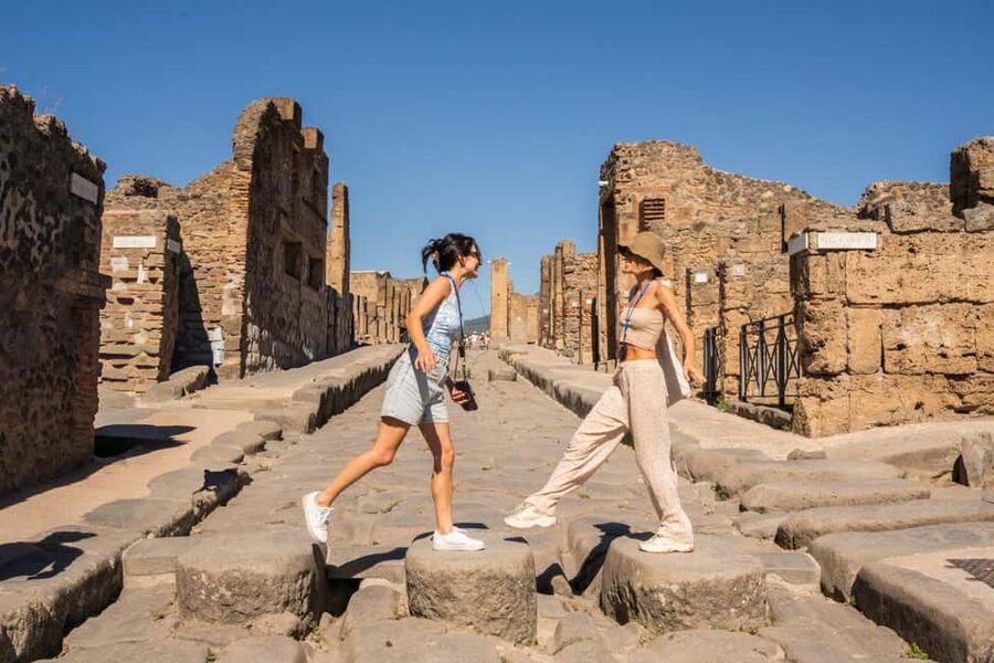From Rome: Luxury Van Day Trip to Pompeii & Sorrento Lunch - Why this Rome day trip works