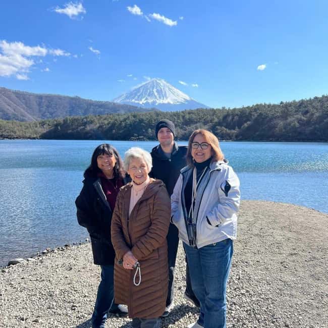 From Tokyo: Mt Fuji Private Day Tour In Luxury Land Cruiser - Hakone Ropeway and the route-planning problem