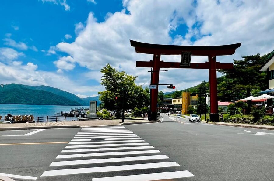 From Tokyo: Nikko luxury Tour with English-speaking Guide - Kegon Falls makes a strong final attraction