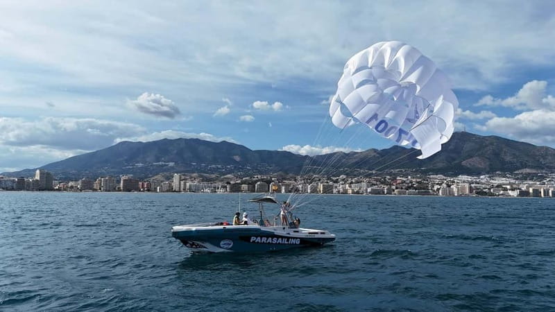 Fuengirola: Best luxury parasailing in Fuengirola - Meeting at Sould Park and getting ready