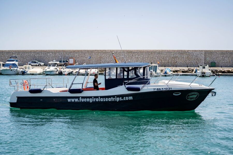 Fuengirola: Luxury Private Boat Rental With Skipper - What is included in the drinks package